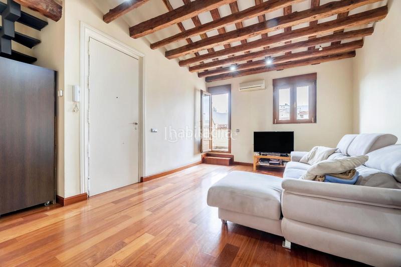 Foto f723b78a-8d44-4e92-b9a6-be8e4210592e. Ático sensacional atico duplex loft en Trafalgar en Madrid