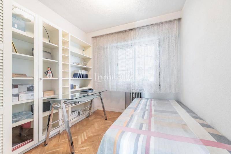 Foto 260c3f63-5bc5-43f1-85f9-0c2bca2ca71f. Pis amb calefacció aparcament a Casco Antiguo Majadahonda