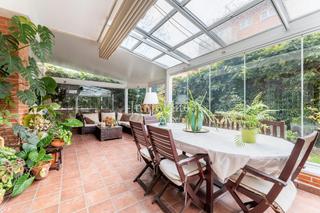 Ground floor in Prado de Somosaguas. Precioso bajo con jardin