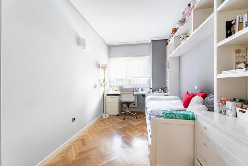 Foto 79736754-29ad-469e-b41b-6042ce635b97. Flat with heating parking pool in Aravaca Madrid