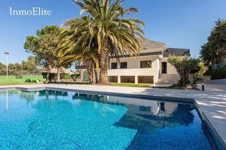 Xalet en Somosaguas. Chalet de lujo a estrenar  en somosaguas con vistas privilegiada