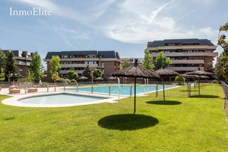 Planta baixa  Salvador dalí. Exclusivo bajo con jardín en la urbanización atenea iii