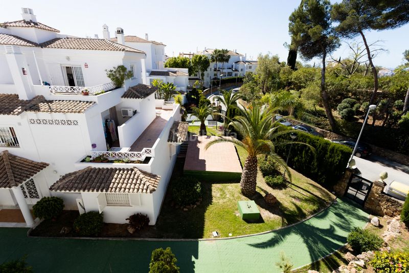 Foto 54711fce-20a0-4de3-b10f-15327e13715d. Pis amb aparcament piscina a Río Real Marbella