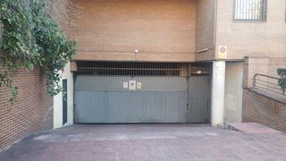 Aparcament cotxe a Timón