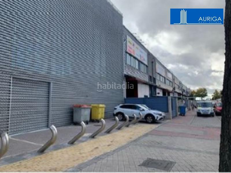 Foto 185fc1b8-b1e2-4b36-808a-caf640e2b8d9. Aparcament cotxe a Villaverde Alto Madrid