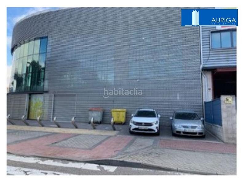 Foto 8c93fac6-c78f-46a9-8ff1-8a6174469967. Aparcament cotxe a Villaverde Alto Madrid