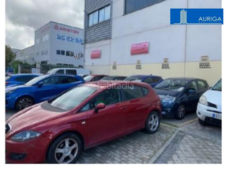 Foto 8d950701-1ec3-4296-a6a4-d9eff2a83e52. Aparcament cotxe a Villaverde Alto Madrid