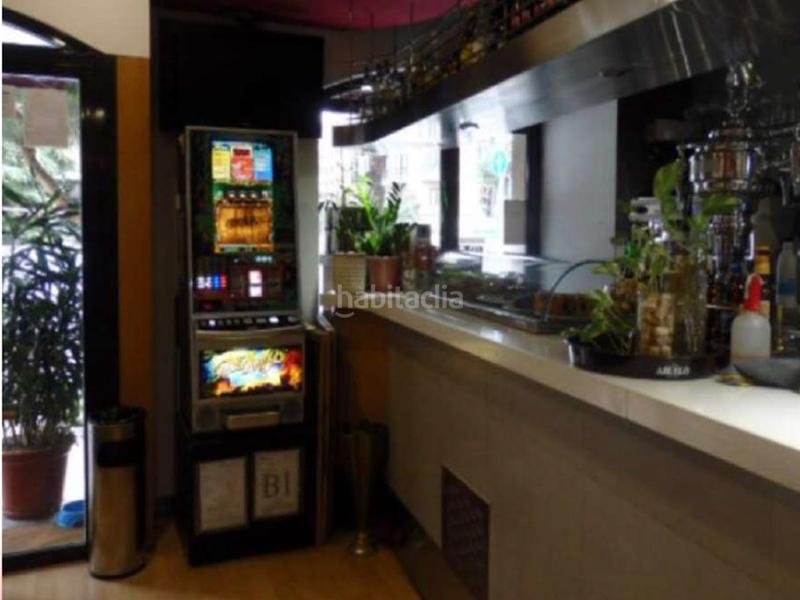 Foto f661ea72-eef8-4c76-ae95-57d472fb2813. Local comercial a Imperial Madrid