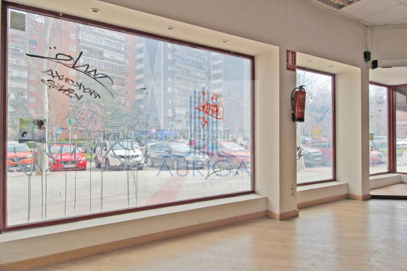 Foto 443cc15c-a924-41a4-af2b-f1e18e7264e7. Local comercial a La Serna Fuenlabrada