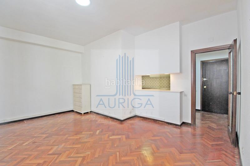 Foto d2ca4b16-8133-4f11-9f2f-76404f679468. Piso en Castillejos-Cuzco Madrid