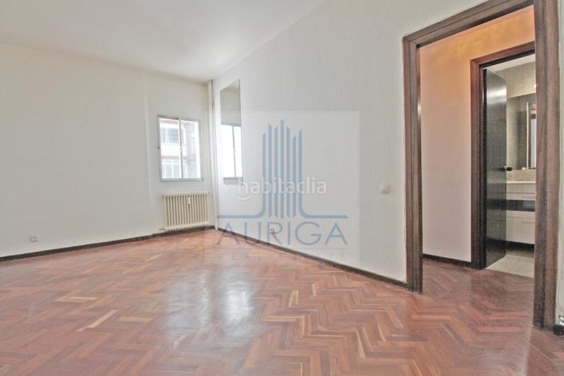 Foto db4a6c42-9f00-479b-8903-fcfae9c777af. Piso en Castillejos-Cuzco Madrid