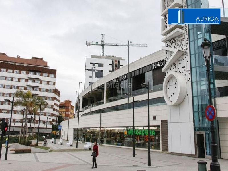 Foto b37fd139-8cf2-4242-9e16-6fc5598c38e5. Local comercial en El Postigo Oviedo