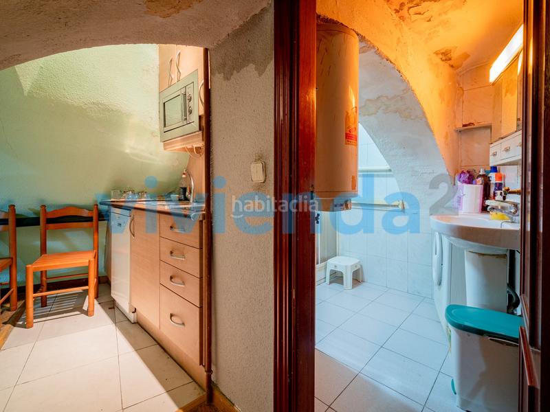 Foto 31f93474-5ed5-4640-8b8b-4912f5ef6050. Local comercial local en Palacio, 76 m2, 1 dormitorios, 1 baxf1os, 174.000 euros en Madrid