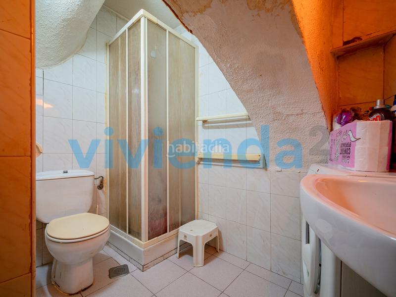 Foto 924dc4c6-45f1-492a-b441-f1c061a04b8a. Local comercial local en Palacio, 76 m2, 1 dormitorios, 1 baxf1os, 174.000 euros en Madrid