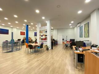 Lloguer Oficina  Calle pinos alta. Oficina en almenara, 20 m2, 1 dormitorios, 3 baxf1os, 200 euros