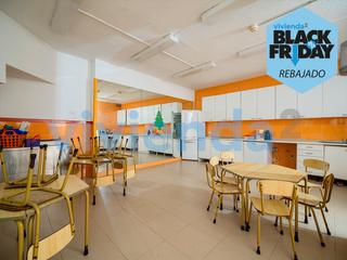 Locale commerciale in Andres Mellado