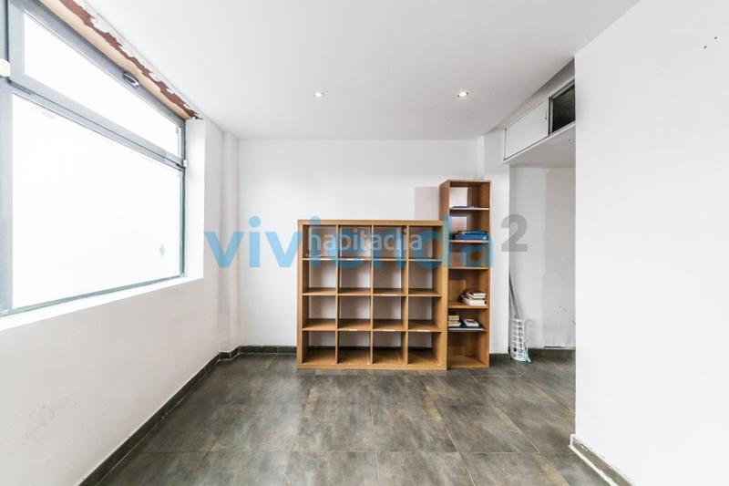 Foto 387b7e3c-3783-4dc5-9e30-3874afb8bd21. Local comercial amb calefacció a Berruguete Madrid