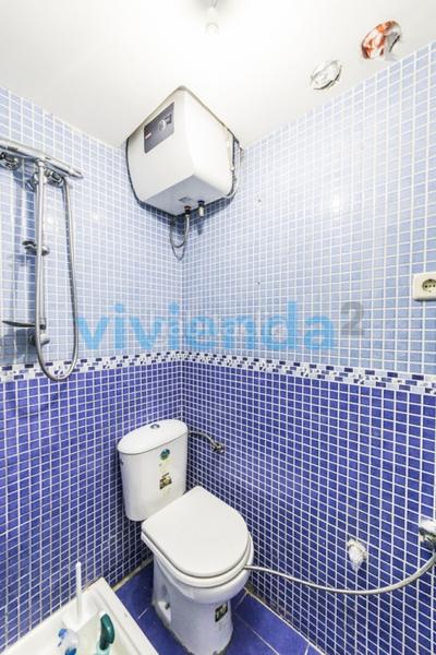 Foto a52dd1c2-5cee-46ef-a4ea-86a399a24e34. Local comercial amb calefacció a Berruguete Madrid