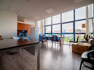 Lloguer Local Comercial a Valdebebas - Valdefuentes. Local en valdefuentesvaldebebas, 485 m2, 6 dormitorios, 2 baxf1o