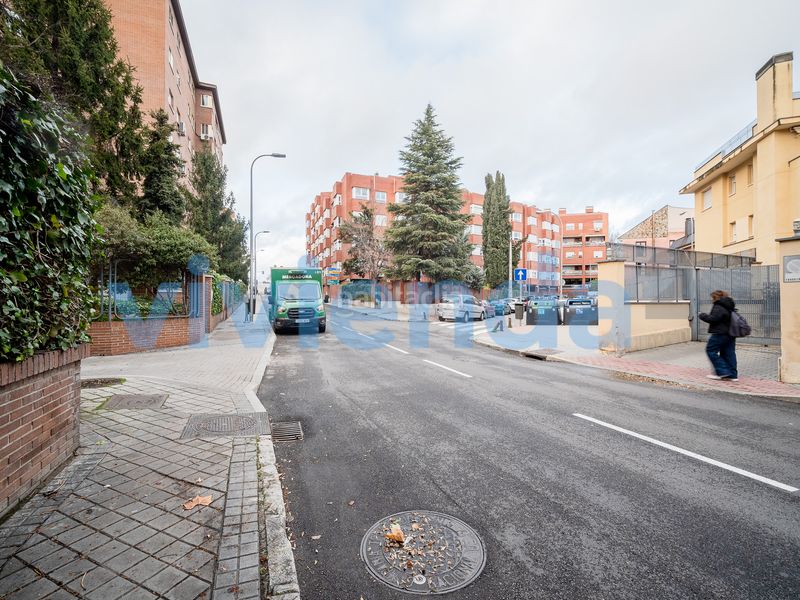 Foto 79d54f7b-719c-4962-a189-d4150a1538b2. Estudi amb calefacció a Conde Orgaz - Piovera Madrid