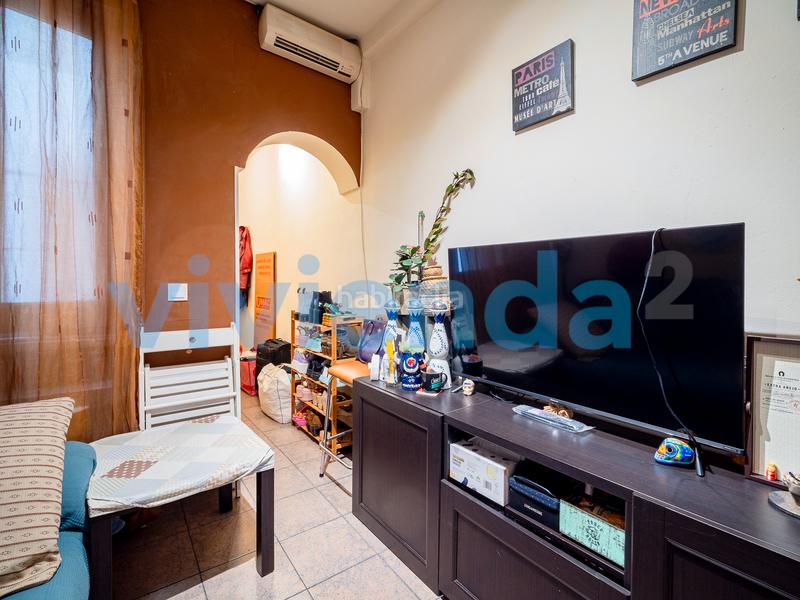 Foto f0a8f0b4-9a93-4e38-b4ca-9b48889e7928. Piso  en universidad, 42 m2, 1 dormitorios, 1 baxf1os, 199.000 euros en Madrid
