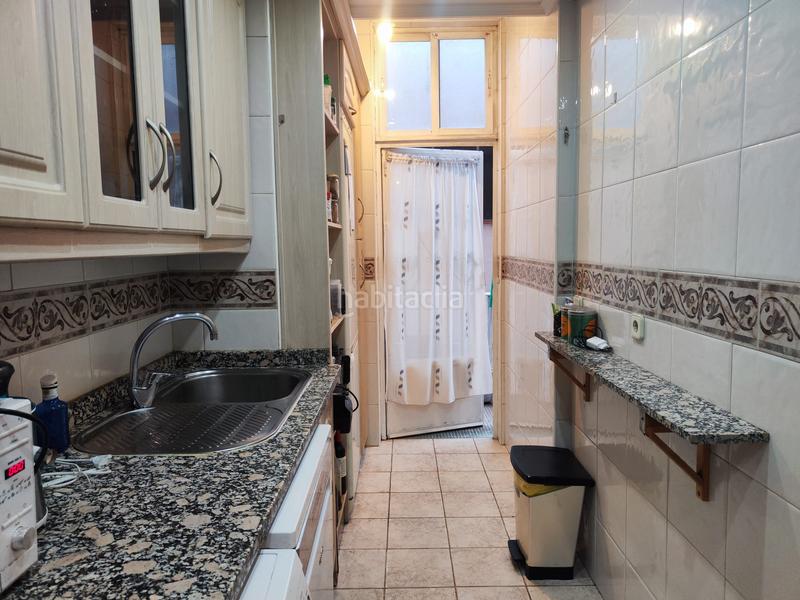 Foto a78484e1-ba9b-48e3-ac52-b840c79965a1. Miete etagenwohnung mit heizung in Adelfas Madrid