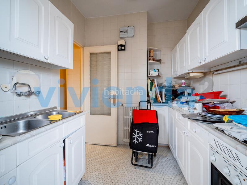 Foto 05066930-8da5-4d78-a135-23f2c8454351. Piso  en nueva espaxf1a, 176 m2, 4 dormitorios, 2 baxf1os, 1.300.000 euros en Madrid