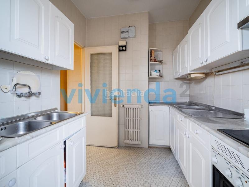 Foto c8d38154-c81f-4630-8a19-9c33a3ce52c6. Piso  en nueva espaxf1a, 176 m2, 4 dormitorios, 2 baxf1os, 1.300.000 euros en Madrid