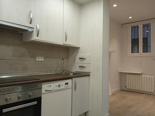 Lloguer Pis  Calle mar&#xed;a de guzm&#xe1;n. Piso en rxedos rosas, 45 m2, 2 dormitorios, 1 baxf1os, 1.300 eur