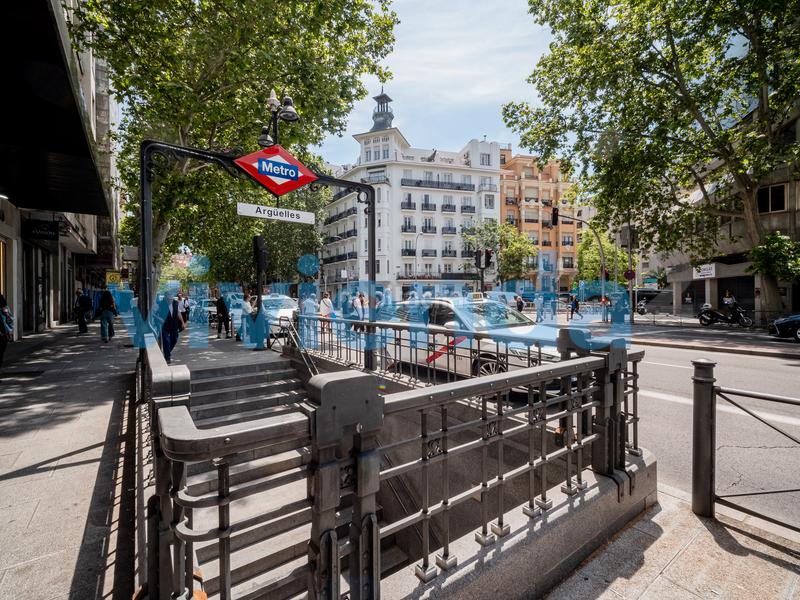 Foto 3aa8d7e2-1658-4f99-8885-d103f2b69e3a. Flat with heating in Gaztambide Madrid