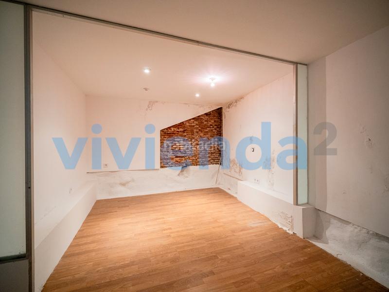 Foto 0734180e-fc62-41fa-b406-4ce3f1f95435. Local commercial dans Cortes-Huertas Madrid