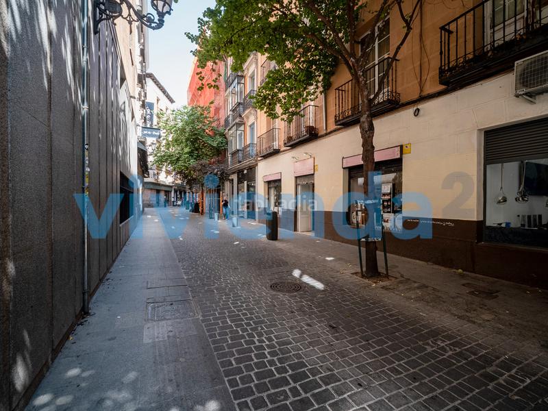 Foto 106b3578-2079-4728-a540-b06e746b410e. Local commercial dans Cortes-Huertas Madrid