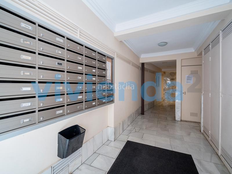 Foto 1add9c3a-573b-4a9f-9736-cc0de3221014. Local commercial dans Cortes-Huertas Madrid