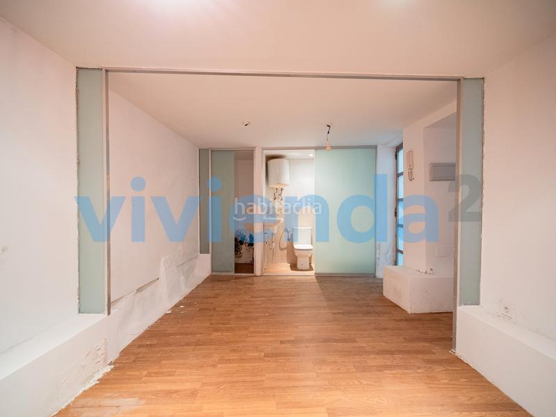 Foto f042ae90-ea9c-4133-b274-92590a42edf1. Local commercial dans Cortes-Huertas Madrid