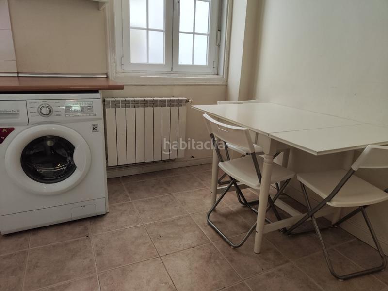 Foto 41d1ff0f-3495-4e3d-a28b-85ab816f26ce. Alquiler piso  en Arapiles, 90 m2, 3 dormitorios, 1 baxf1os, 1.950 euros en Madrid