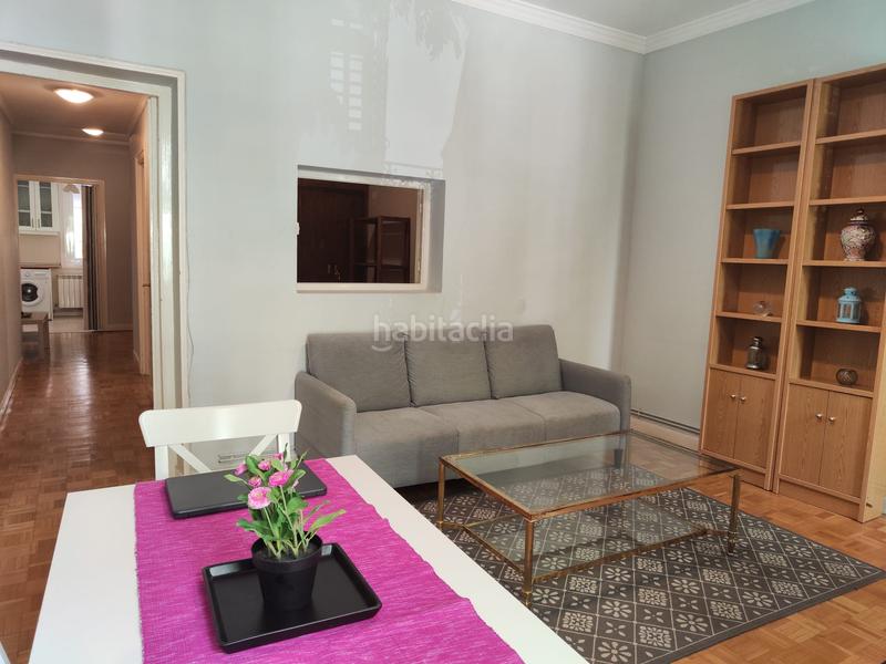 Foto 5a393c34-909a-4c3a-8b2d-638d4f240428. Alquiler piso  en Arapiles, 90 m2, 3 dormitorios, 1 baxf1os, 1.950 euros en Madrid