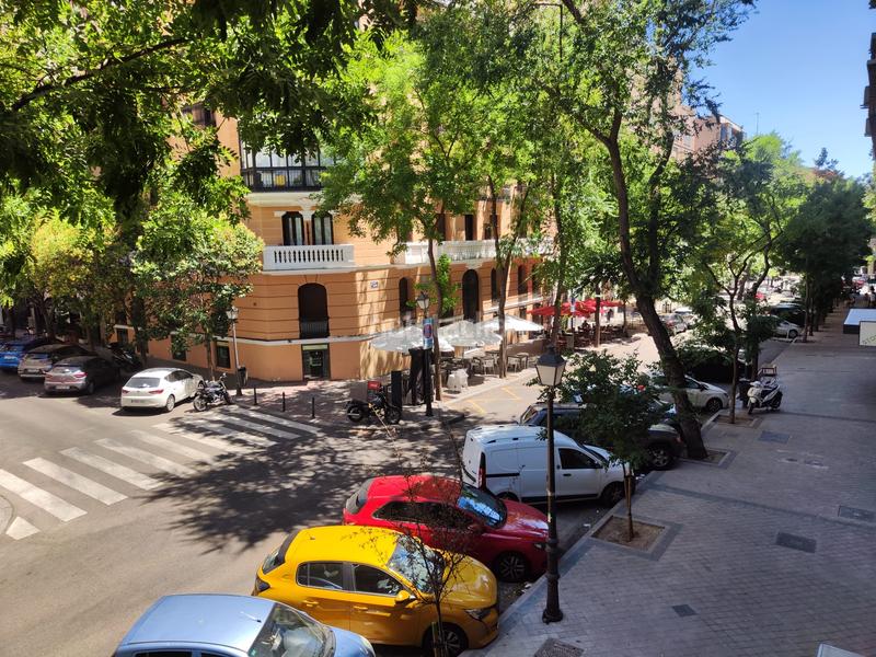 Foto 9b3d2780-ca0d-413c-bf5d-726494e89cb7. Alquiler piso  en Arapiles, 90 m2, 3 dormitorios, 1 baxf1os, 1.950 euros en Madrid