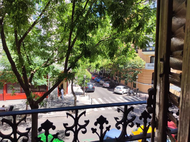 Foto c75aa133-de48-4fd3-828d-cfec42f5e6d8. Alquiler piso  en Arapiles, 90 m2, 3 dormitorios, 1 baxf1os, 1.950 euros en Madrid