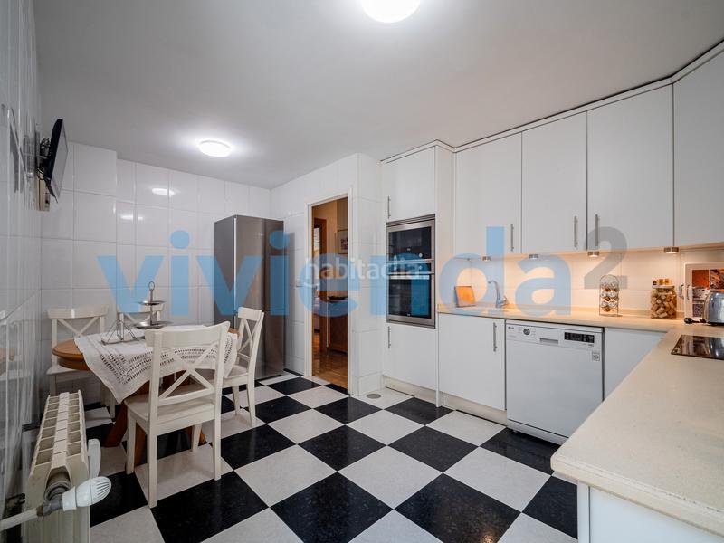Foto d1bb1a1e-8b05-43ab-adf6-e176489ad1e9. Piso  en ciudad jardxedn, 137 m2, 3 dormitorios, 2 baxf1os, 899.000 euros en Madrid