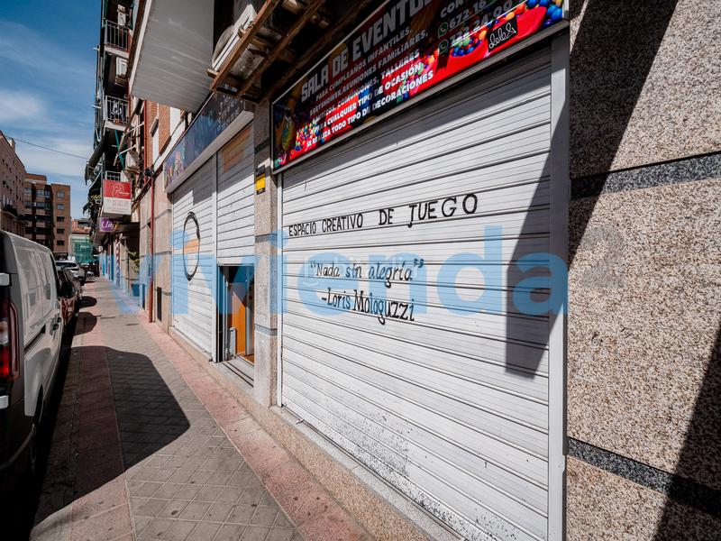Foto b7580997-bb8f-40bd-965f-979ce55547f2. Local comercial a Opañel Madrid