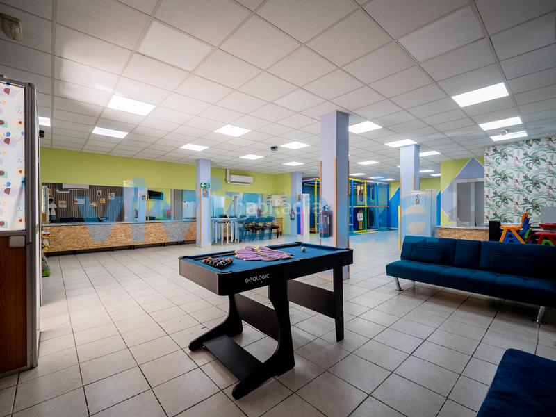 Foto b96c3380-c2e5-4a5b-b853-45ba935a5a99. Local comercial a Opañel Madrid