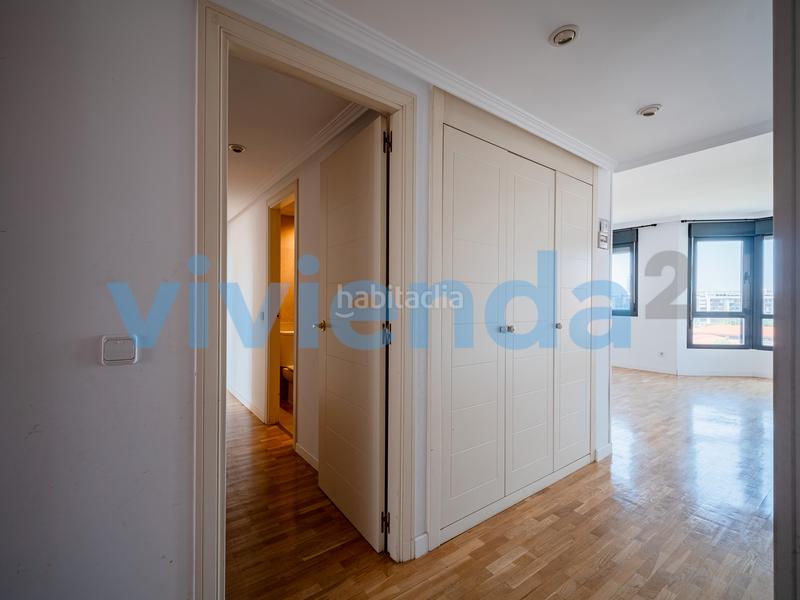 Foto a1fd32a0-8c9a-434d-af70-2ef5bea9b4d9. Piso xc1ticoduplex en el goloso, 204 m2, 4 dormitorios, 4 baxf1os, 1.192.000 euros en Madrid