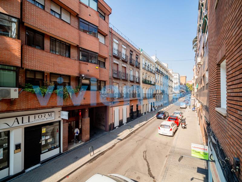 Foto 4e1dbc5c-e9c6-4820-96b1-85b489f5ee3f. Alquiler piso  en cuatro caminos, 90 m2, 3 dormitorios, 1 baxf1os, 2.495 euros en Madrid