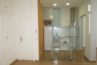 Lloguer Pis  Calle mu&#xf1;oz torrero. Piso en universidad, 53 m2, 1 dormitorios, 1 baxf1os, 1.100 euro
