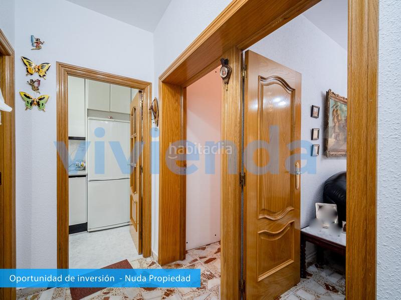 Foto 773dc586-5ac6-47cb-bd98-7d96befa71ae. Piso  en los cxe1rmenes, 64 m2, 2 dormitorios, 1 baxf1os, 185.000 euros en Madrid