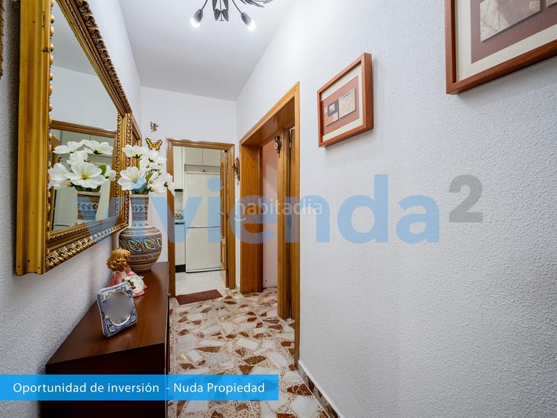 Foto c043a5e3-a8fa-4e85-b04f-37b86d69f41c. Piso  en los cxe1rmenes, 64 m2, 2 dormitorios, 1 baxf1os, 185.000 euros en Madrid
