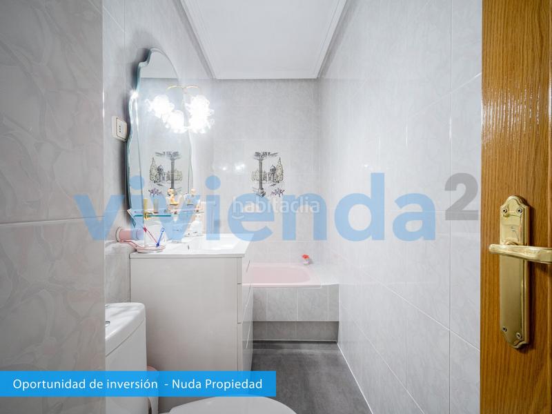 Foto ea43eae9-3fdb-4ad4-8623-4b502c19c497. Piso  en los cxe1rmenes, 64 m2, 2 dormitorios, 1 baxf1os, 185.000 euros en Madrid