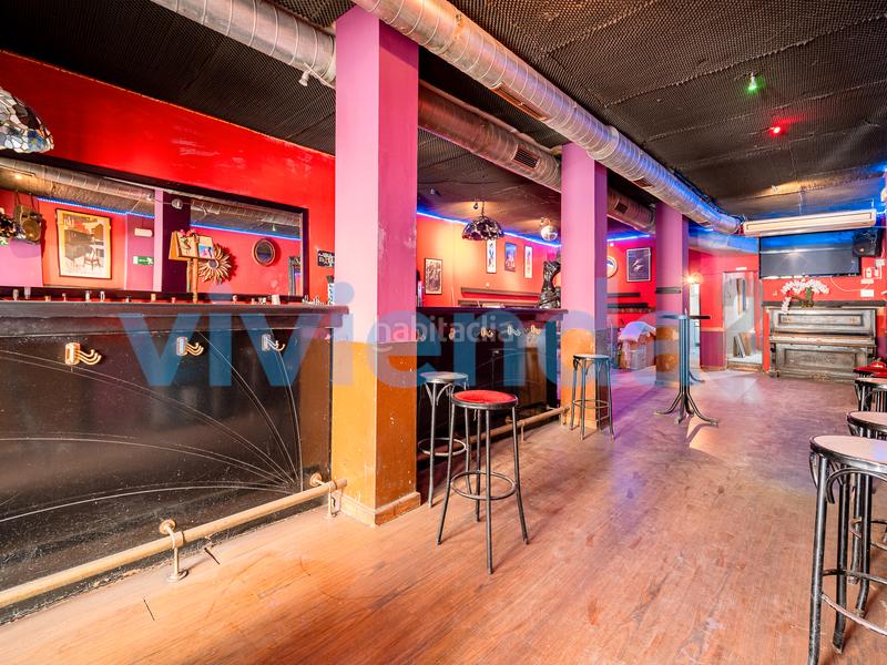 Foto 99741dff-384d-4fac-a107-a7a51e05152e. Local comercial local en Palacio, 126 m2, 0 dormitorios, 2 baxf1os, 414.000 euros en Madrid