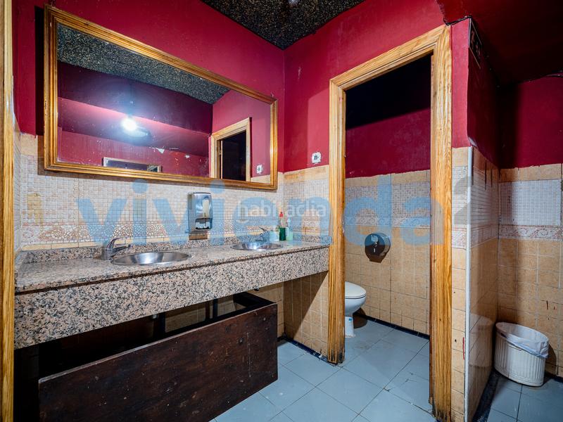 Foto bebaf306-96fb-47a2-8222-1c7b82f6d045. Local comercial local en Palacio, 126 m2, 0 dormitorios, 2 baxf1os, 414.000 euros en Madrid
