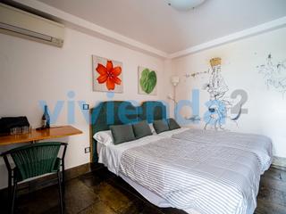 Xalet  Alejandro villegas. Chalet adosado en canillas, 176 m2, 8 dormitorios, 7 baxf1os, 94